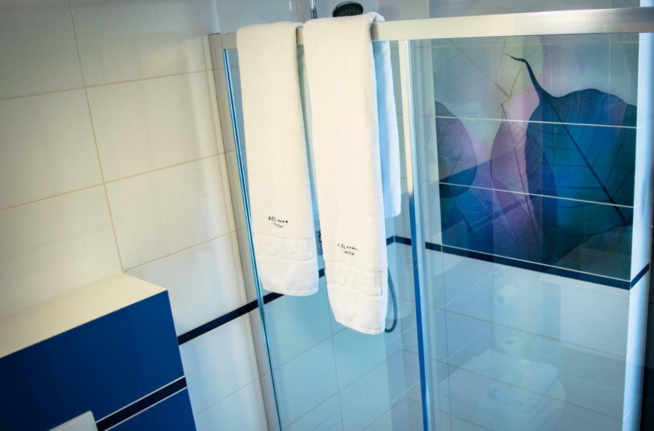 Axel Boutique Jacuzzi & Sauna Dziwnów Eksteriør bilde